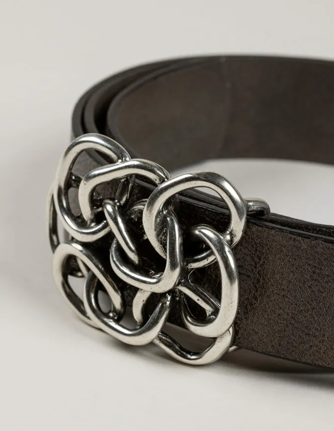Nus Silver. Cinturón con hebilla plateada.