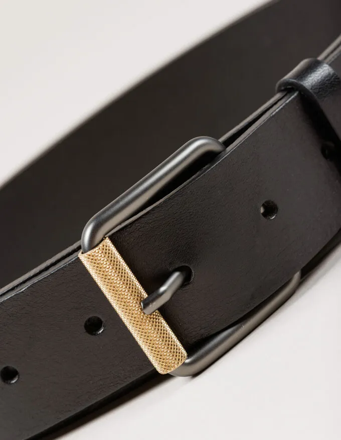Belt Tokyo. Gold roller buckle.