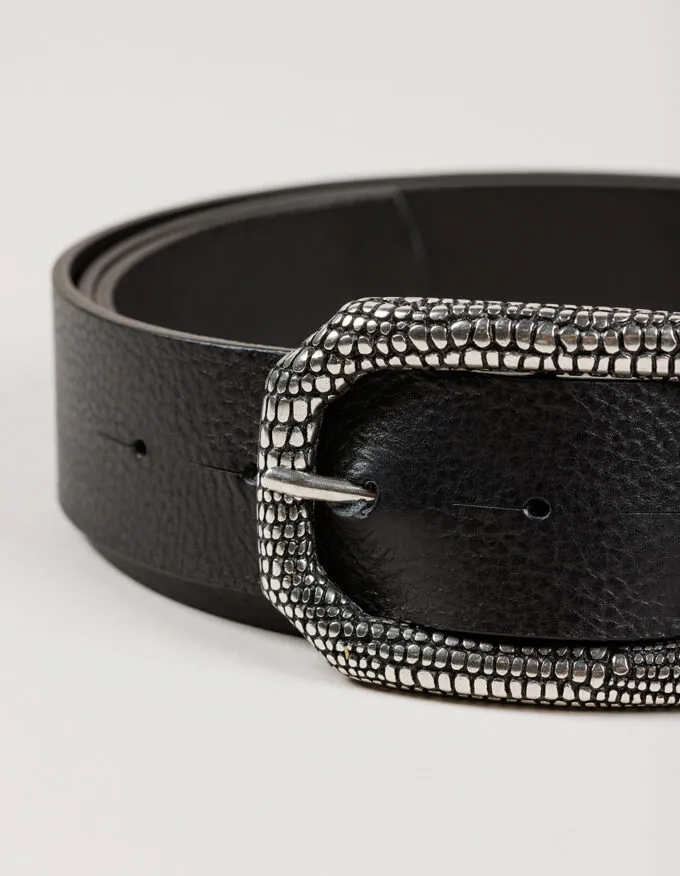 Silver Lizard Belt. Silver engraved buckle.