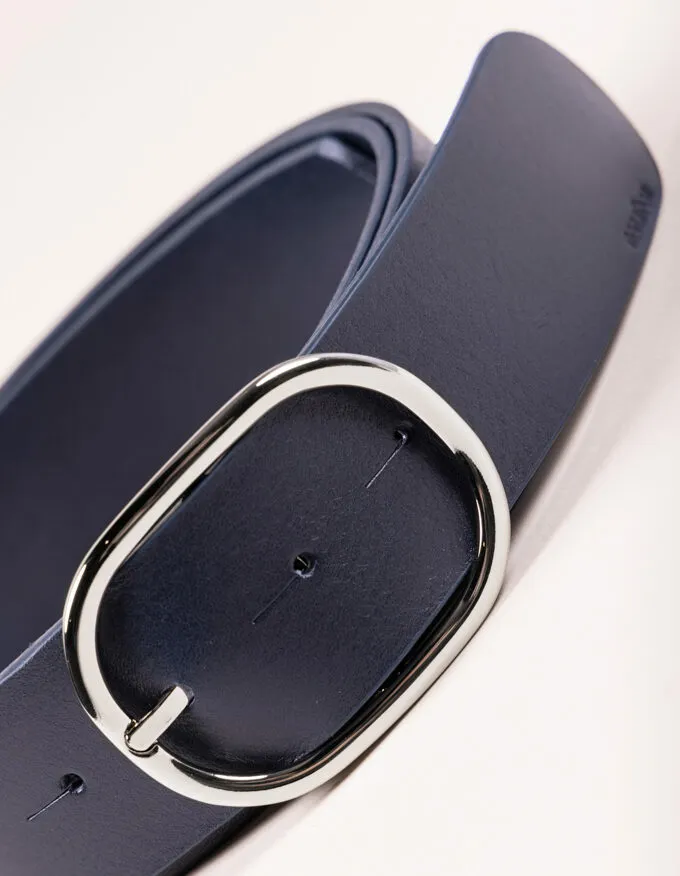 Belt Juliet Silver. Minimalist silver buckle.