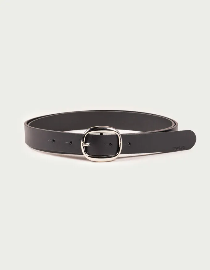 Belt Louise Silver. Thin strap with minimalist buckle.