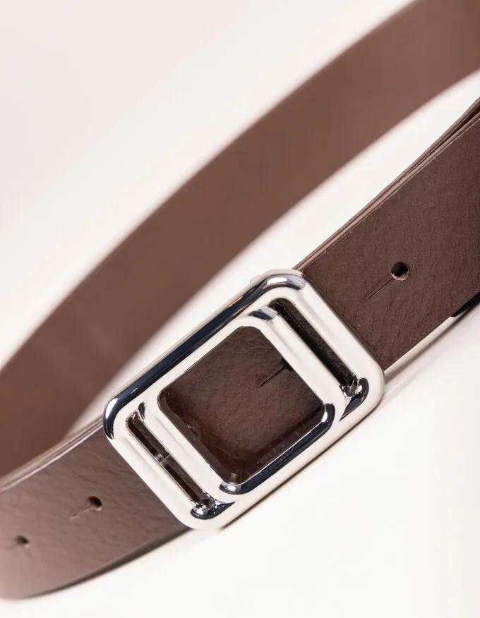 Belt Thelma Silver. Thin strap with minimalist buckle.