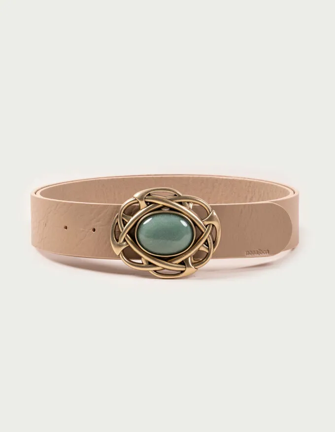 Belt Lucia. Gold buckle with central emerald green stone.
