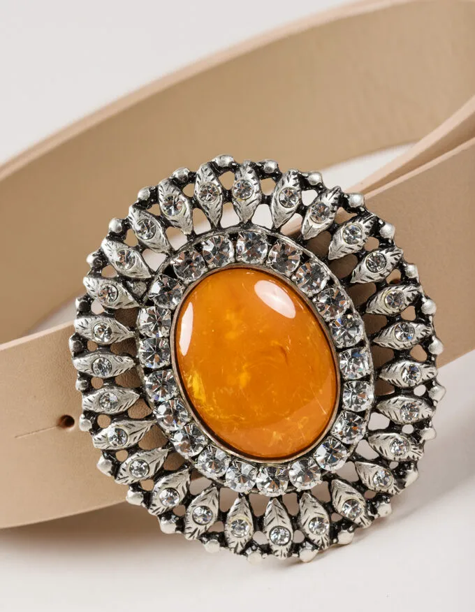 Belt Queens Ambar. Buckle with ambar stone.