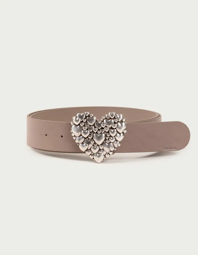 Belt Love. Silver heart-shaped buckle