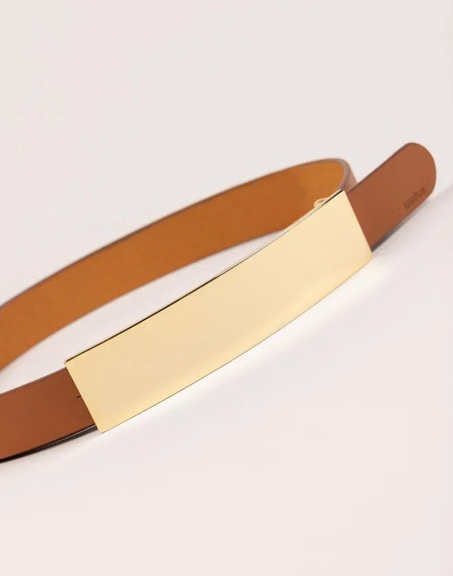 Capri Belt. A Touch of Distinction.