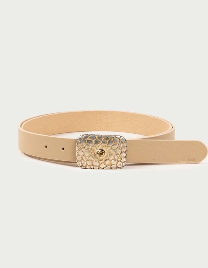 Belt Petra. Exotic, original, and full of personality.