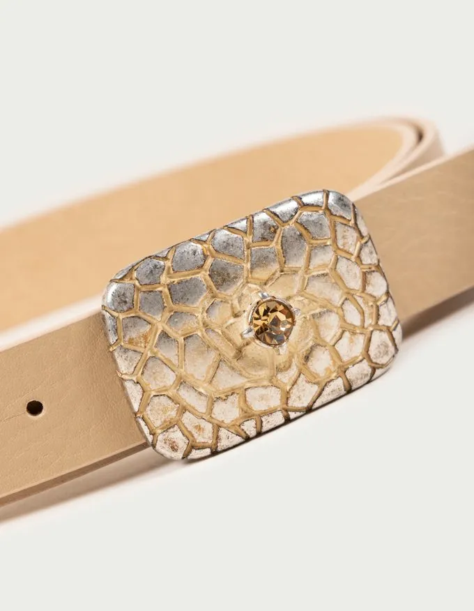 Belt Petra. Exotic, original, and full of personality.