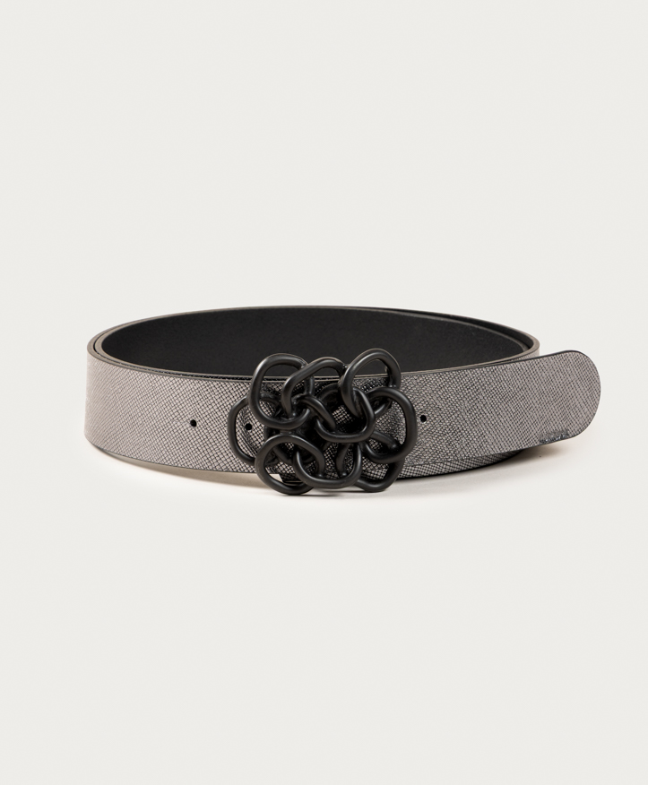 Belt Nus Nero. Leather belt with black buckle.