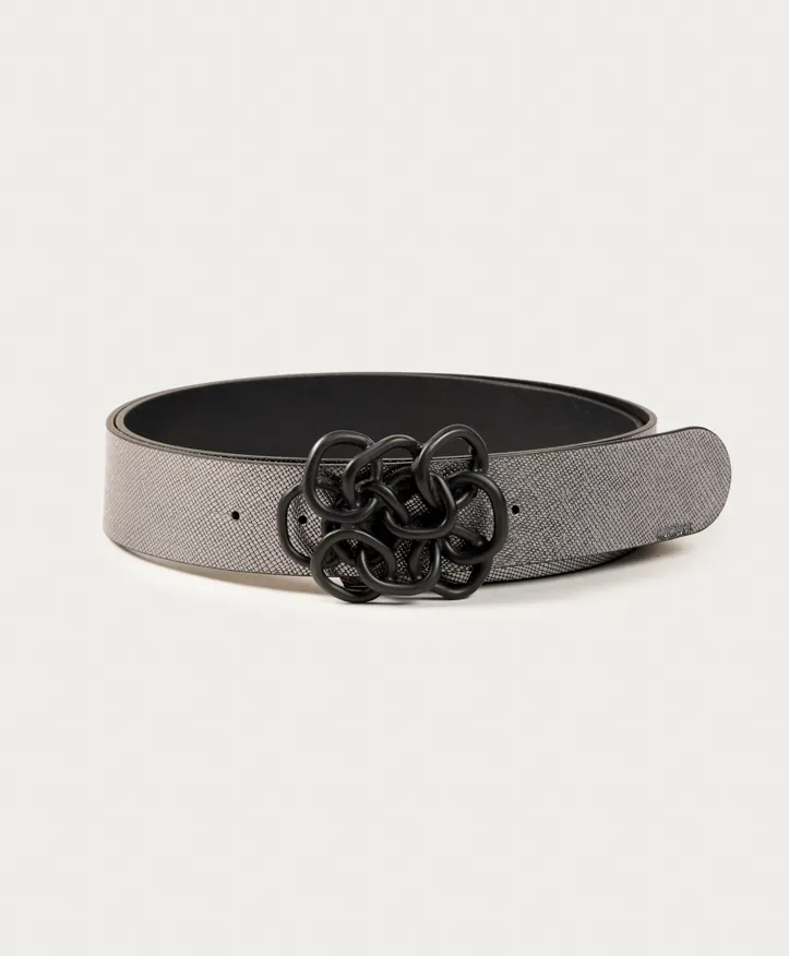 Nus Nero. Cinturón de piel con hebilla negra